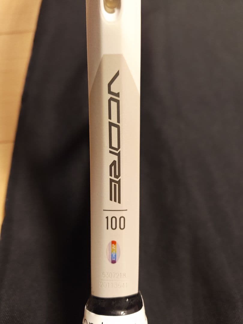 YONEX VCORE 100 G3 サンドベージュ