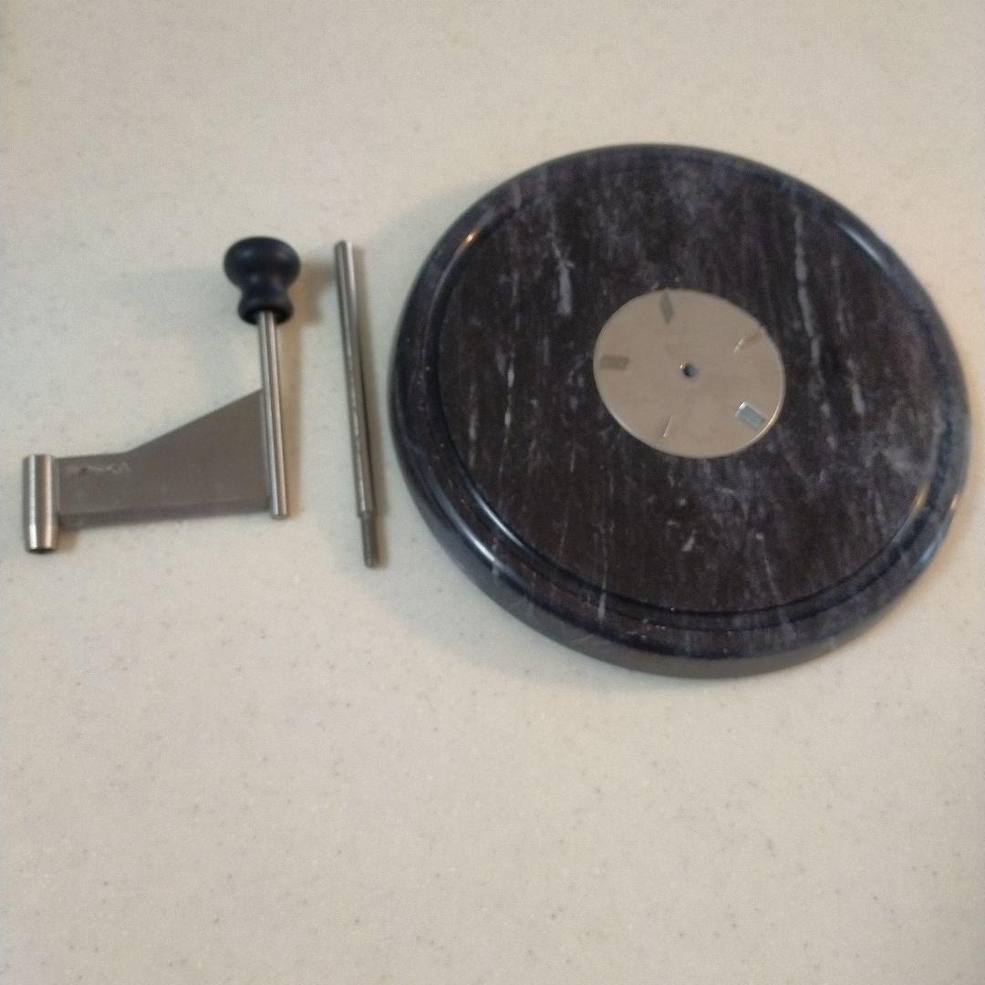 チーズスライサー