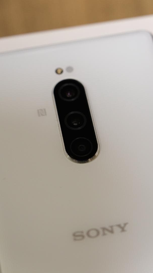 SONY XPERIA 1 J9110　ホワイト　美品　ソニー　スマホ