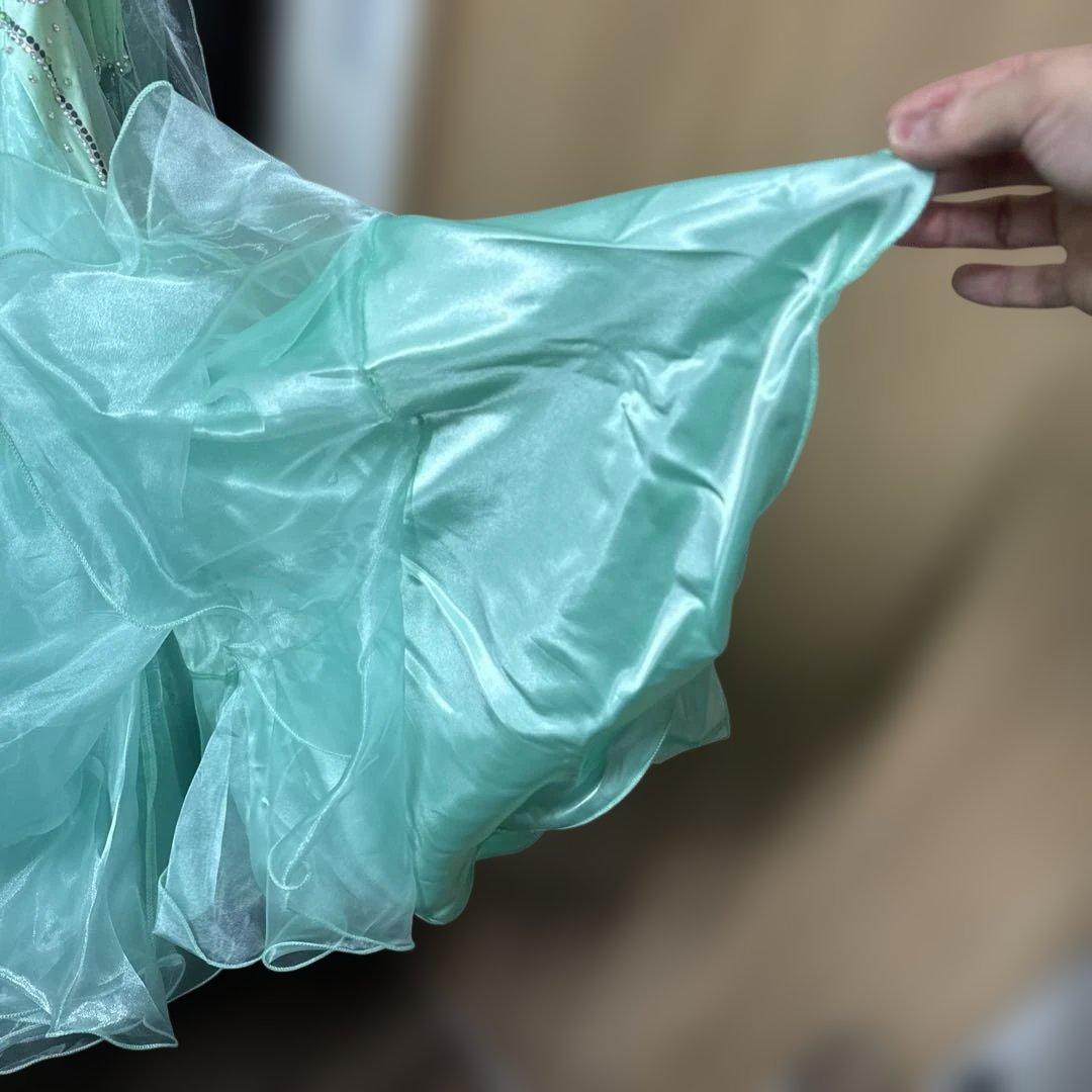 色々あり値下不可です【サイズ不明】　社交ダンス　ドレス　ミントグリーン