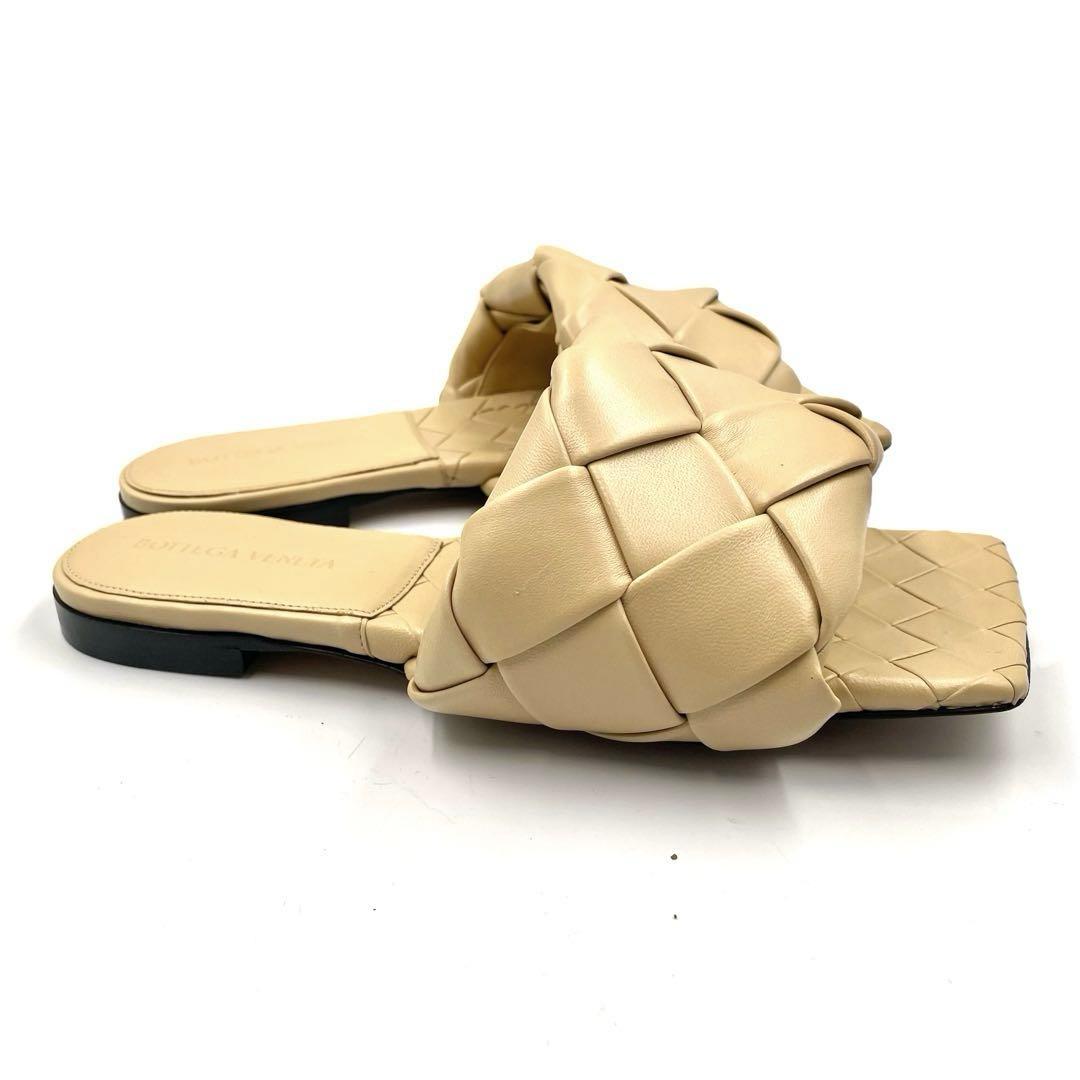 《未使用品》ボッテガヴェネタ サンダル イントレチャート 本革 ベージュ系 36