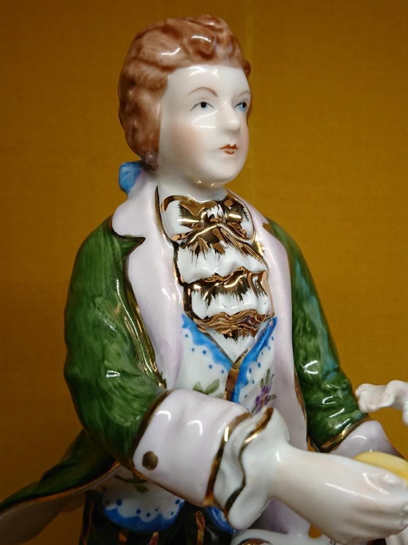 【美品】西洋美術　マイセン　貴婦人　置物　インテリア　工芸品　美術品　A3257