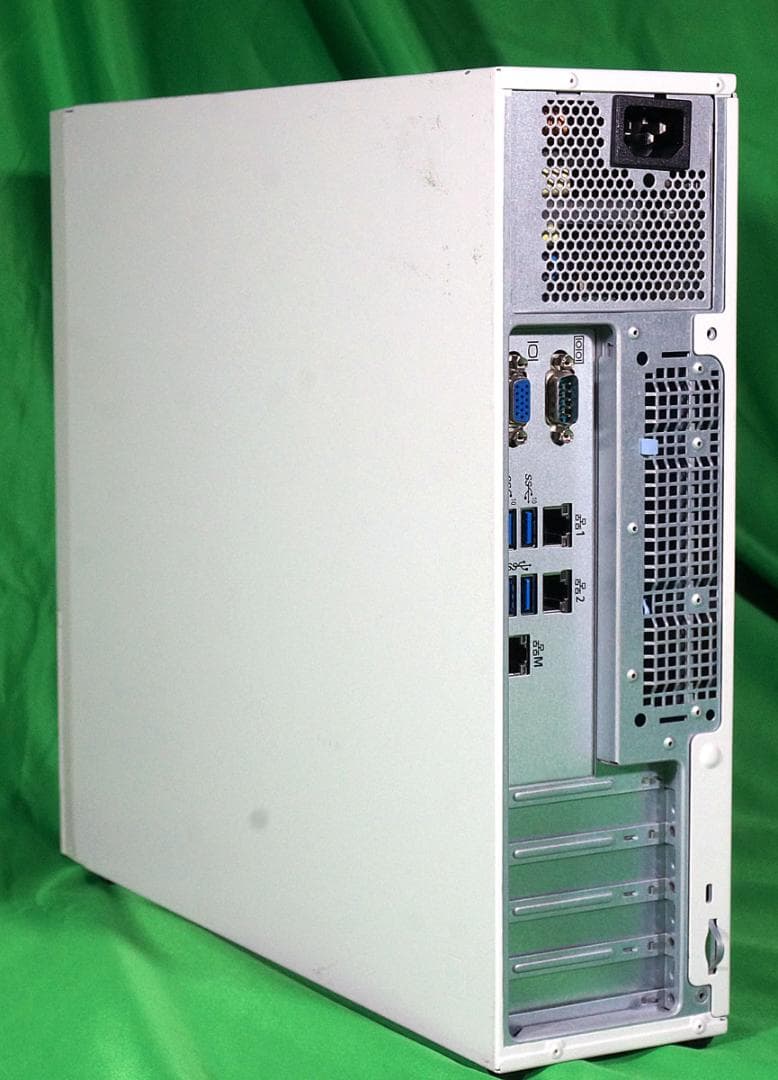 NEC iStorage NS100Tj 省スペース型サーバー