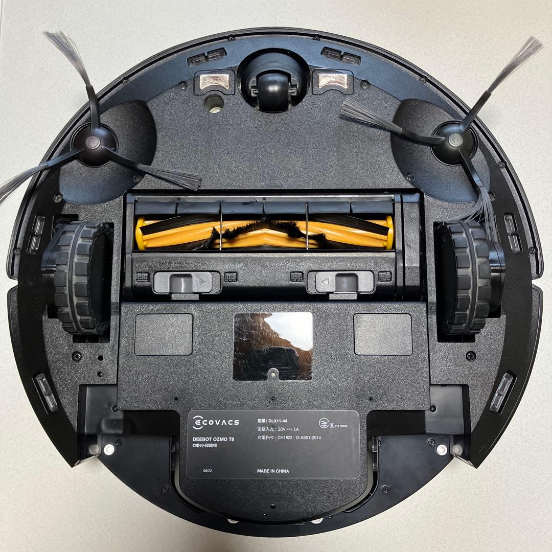 ECOVACS DEEBOT OZMO T8 ロボット掃除機本体＋アクセサリー