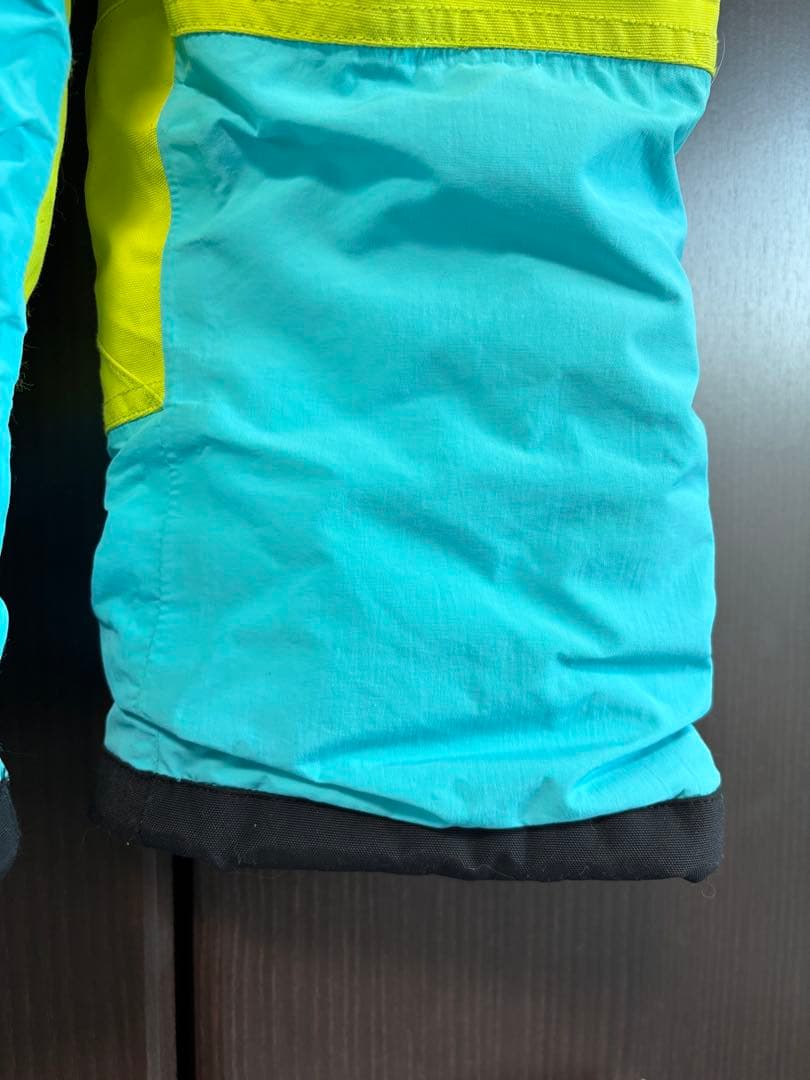 美品♡ Burton 子ども用スキーウェア 2T♡90〜