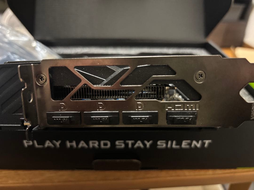 グラフィックボード・グラボ・ビデオカード MSI GeForce RTX5060 8G GAMING TRIO OC