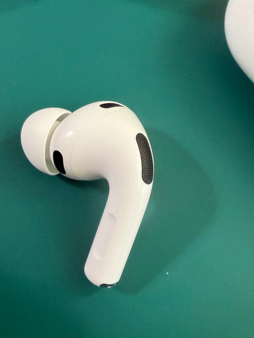 美品 AirPods Pro3 左のみ 右側紛失 片方 最新モデル