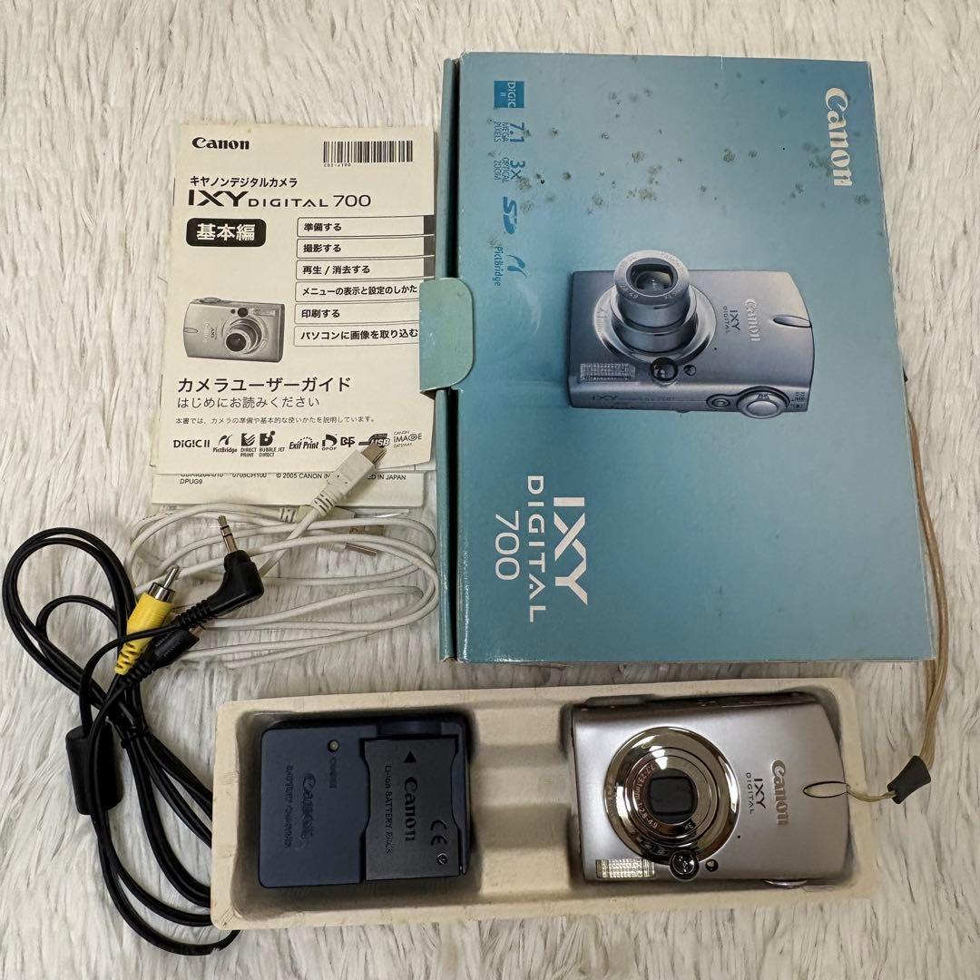 美品　Canon IXY 700 PC1169 充電器　箱　コンデジ　動作品