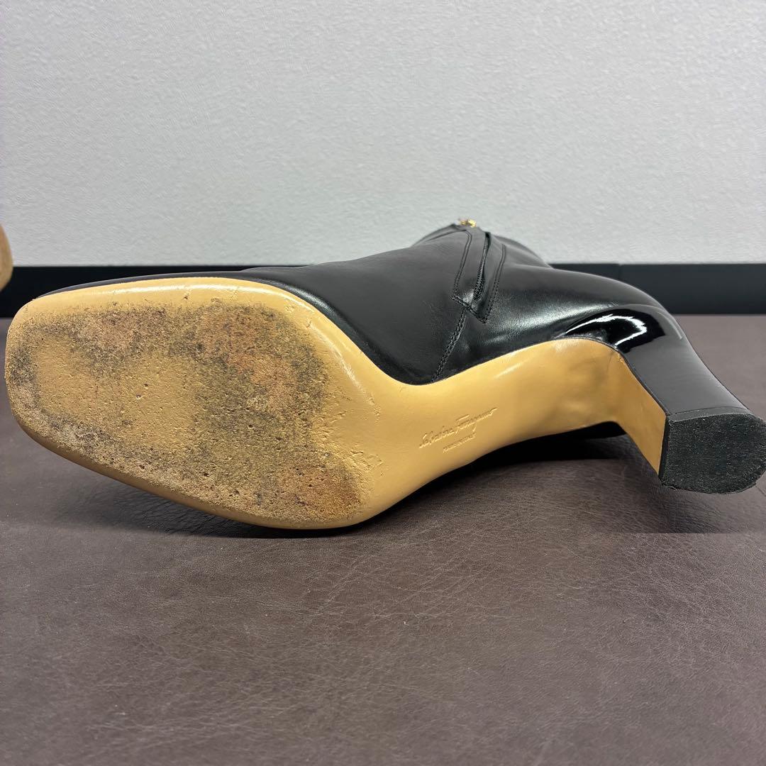 【鑑定済み】サルヴァトーレ・フェラガモ ガンチーニ ショートブーツ