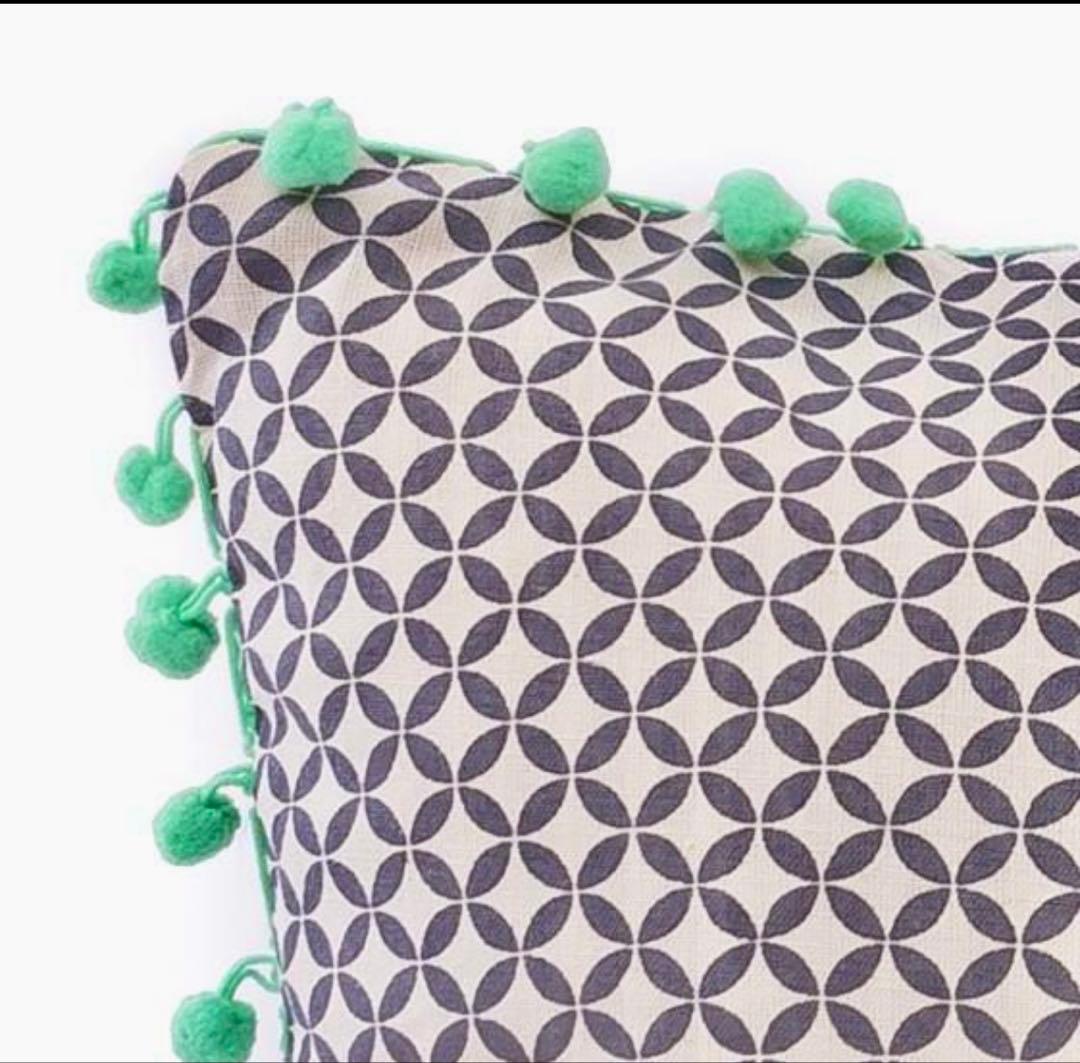 新品 カルマリビングアニマルクッション ビーグル 45×45