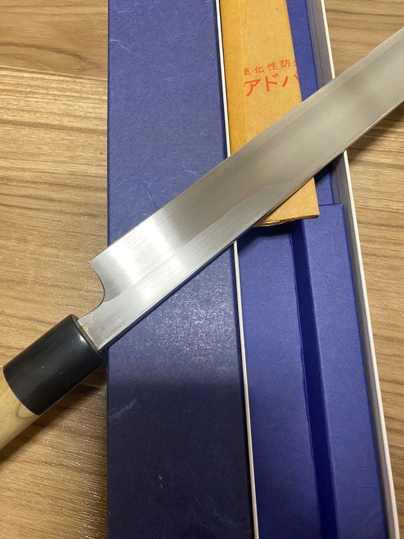 FROM JAPAN公式アカウント01重房　柳刃包丁　尺　地肌見えます