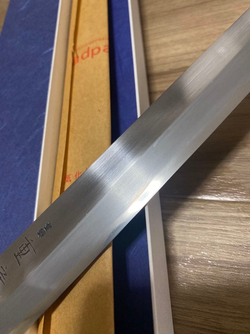 FROM JAPAN公式アカウント01重房　柳刃包丁　尺　地肌見えます