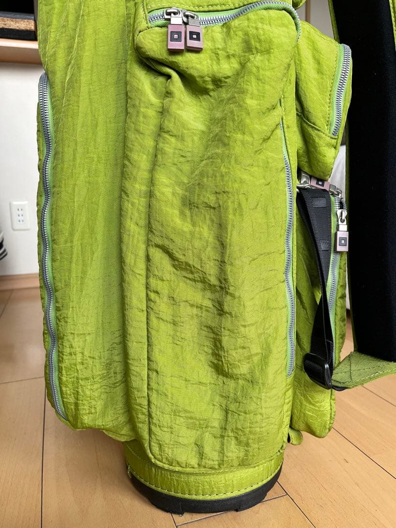 専用　美品ONOFF オノフ キャディバッグ 9型　軽量コンパクト　レディース