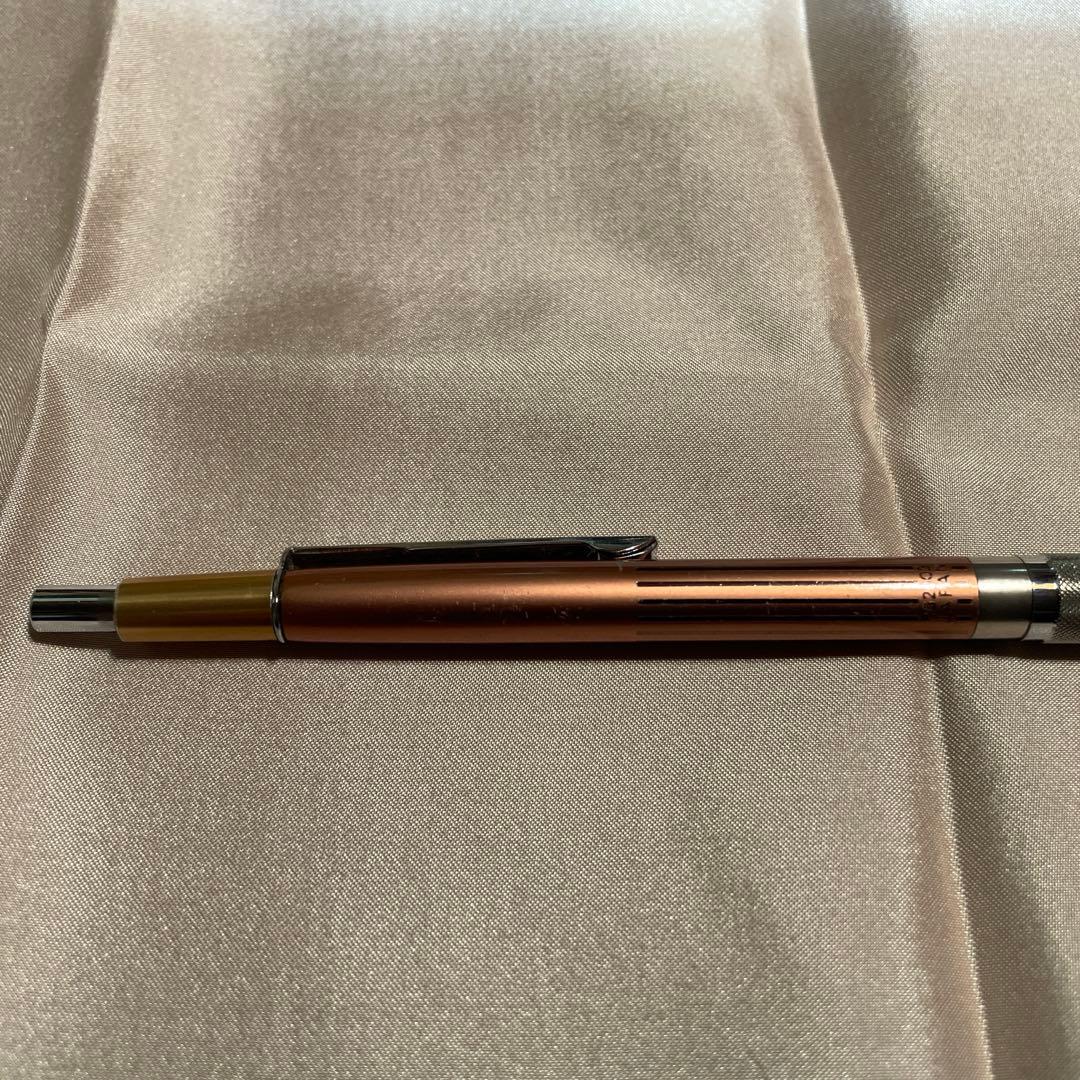 ペンテル　PG2003 0.3㎜