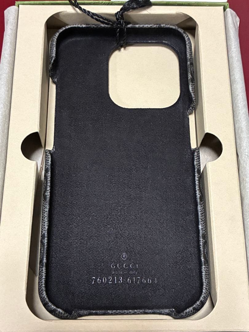 GUCCI アイフォンケース　アイフォン15pro