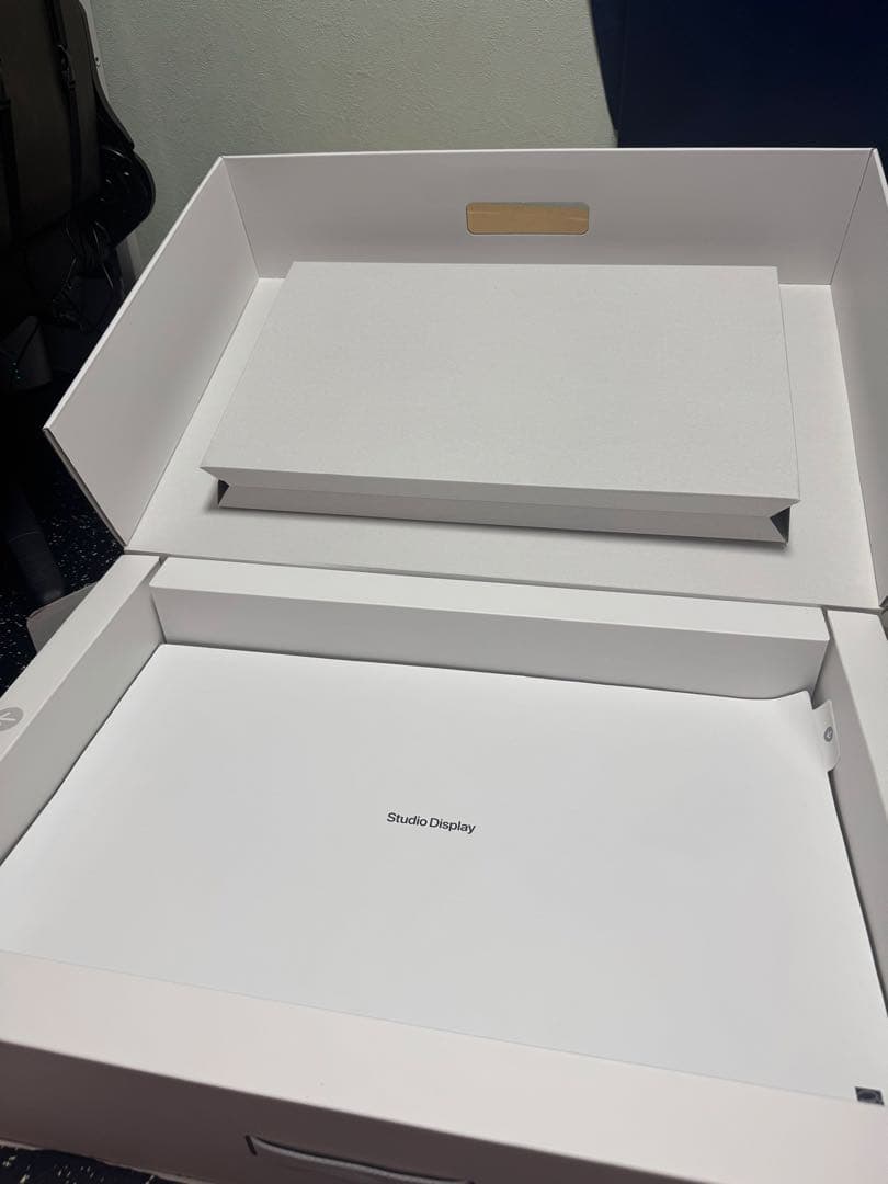 Apple Studio Display 標準ガラス VESAマウント27インチ