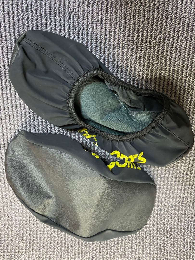 ボウリングシューズ 左右兼用 ハイスポーツ コアドロEVO・シューズカバー2枚