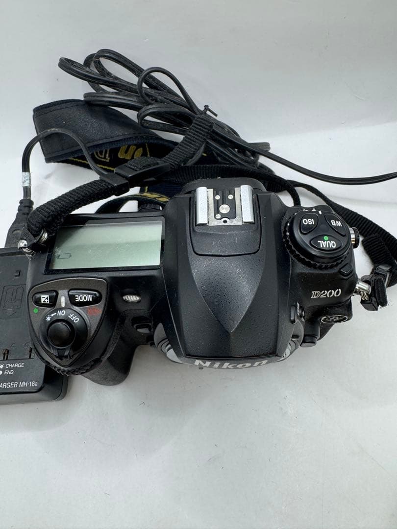 Nikon D200 デジタル一眼レフカメラ