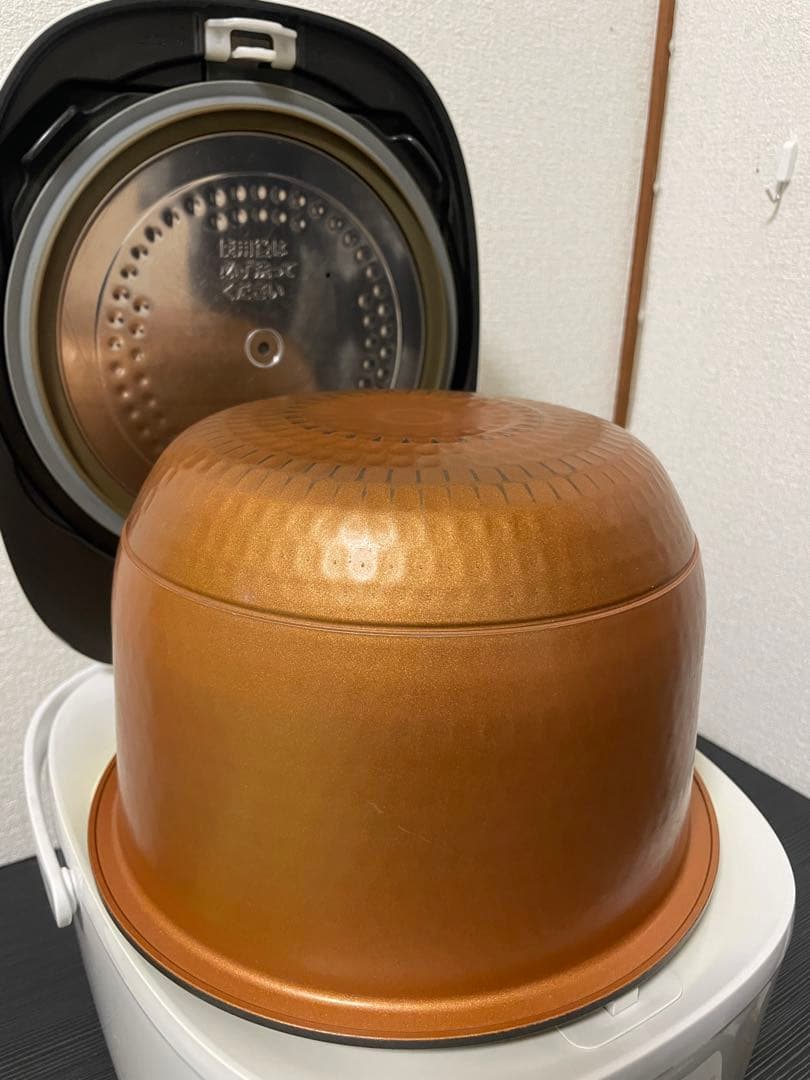 TOSHIBA 圧力IHジャー炊飯器 RC-10VRN(W)