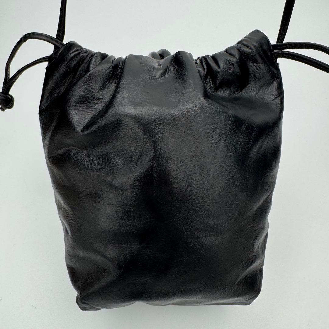 ロエベ アナグラム ナッパレザー 巾着型ショルダーバッグ 斜めがけ ブラック