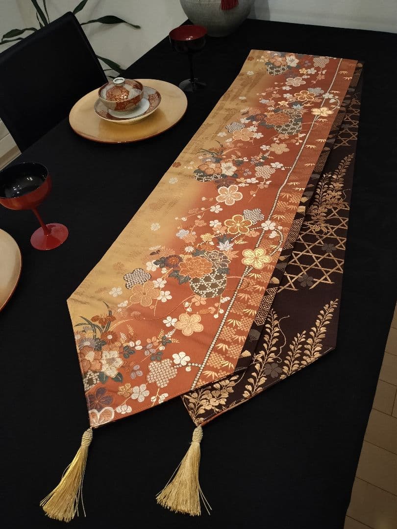 meru　A923★逸品‼️ ひな祭り‼️正絹テーブルランナー2m12cm