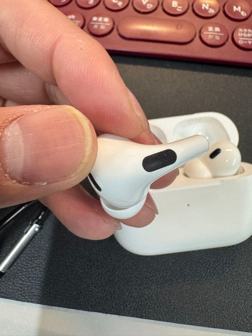 な*る様 AirPodsPro2 usb-C Apple純正 極美品 保護ケース