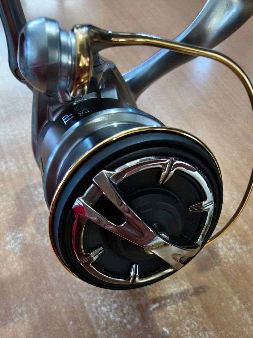 お*る様 シマノ　ツインパワー2500HGS