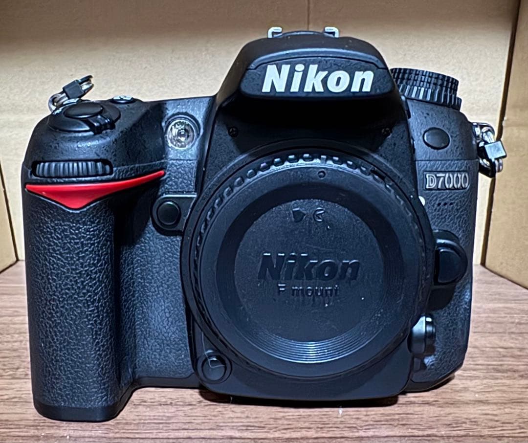 【美品】Nikon D7000 デジタル一眼レフカメラ