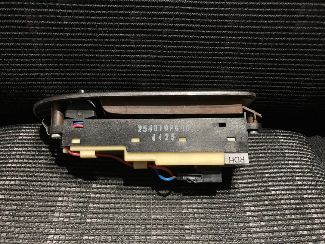 Y32 セドリック/グロリア パワーウィンドウスイッチ