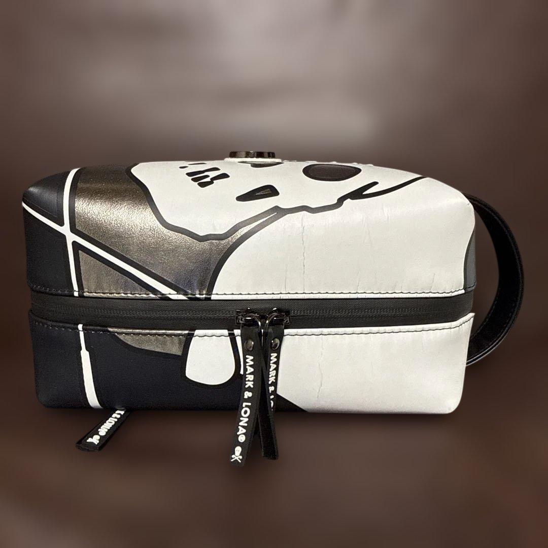 マークアンドロナ MILO Clutch Bag