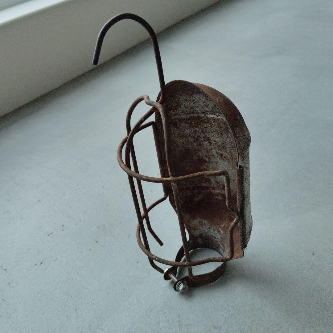 シャビー　アイアン靴型、ランプガード　2個セット　アンティーク　インダストリアル