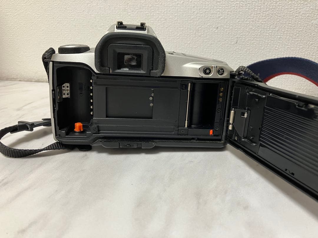 ジャンク★Canon　EOS　Kiss　フィルムカメラ　レンズ2本　バック付