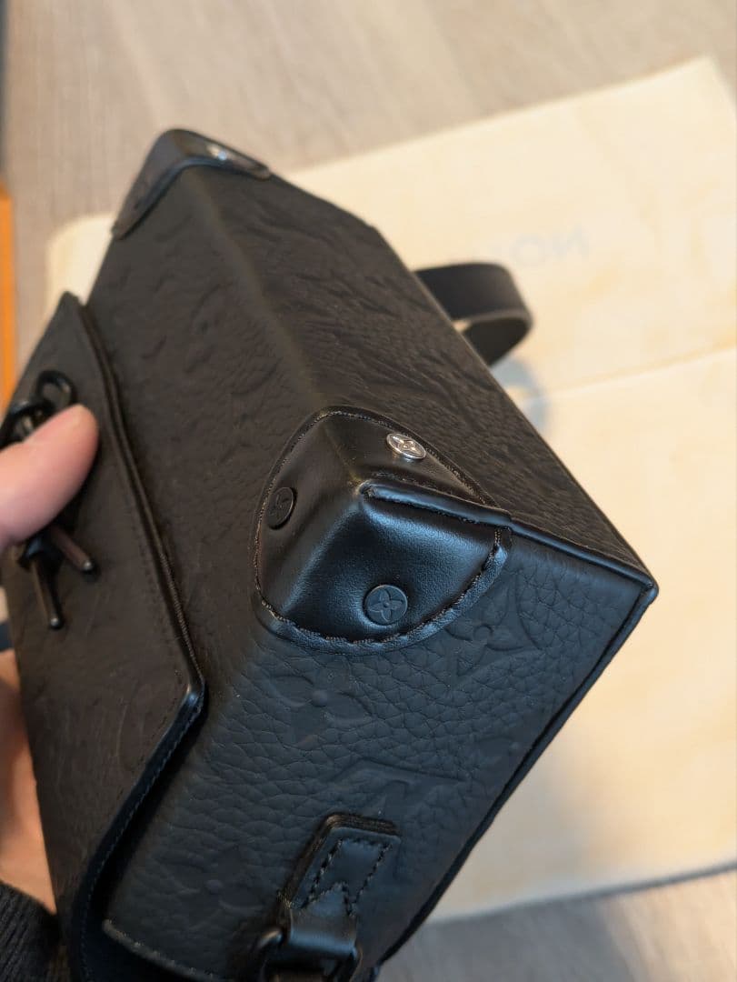 ルイヴィトン モノグラム・トリヨン スティーマー M81746 ショルダーバッグ