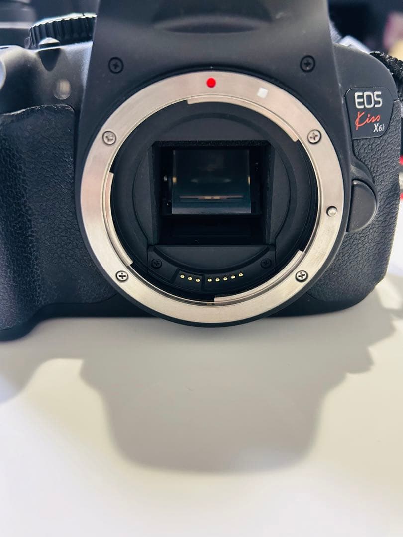 Canon EOS kiss X6i デジタル一眼レフ