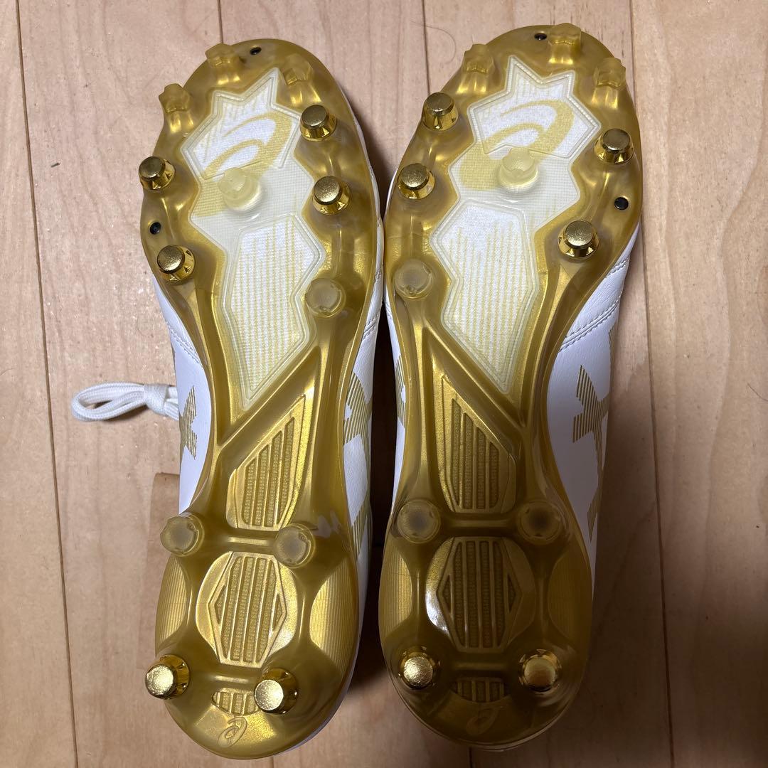 アシックス DS LIGHT X-FLY PRO ST(ホワイト×ゴールド)