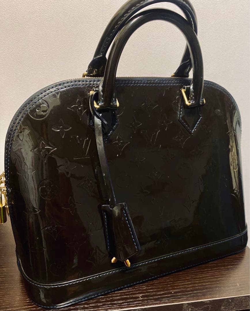 Louis Vuitton Bleu Nuit Vernis ブルーニュイ