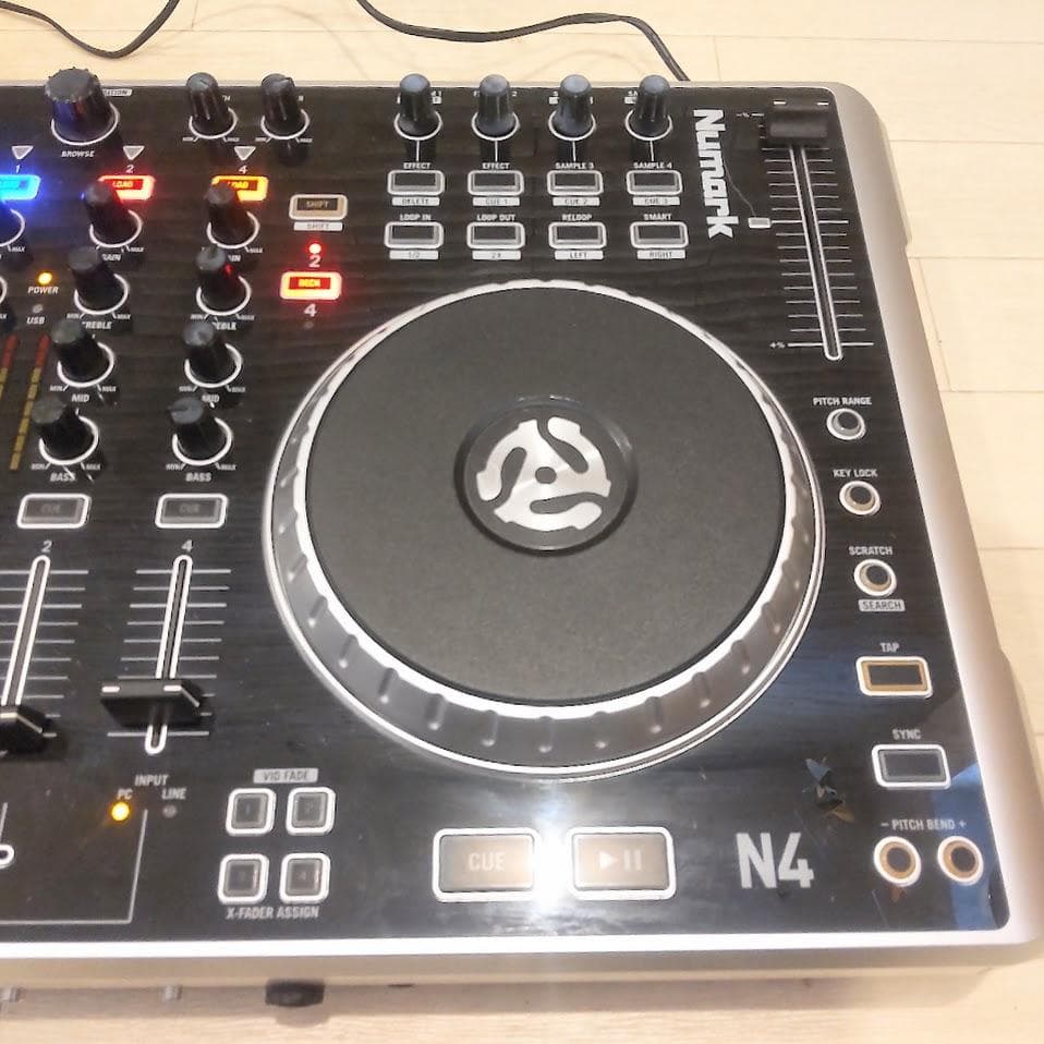 Numark N4 DJコントローラー リアルミキサ搭載 4デッキ ヌマーク