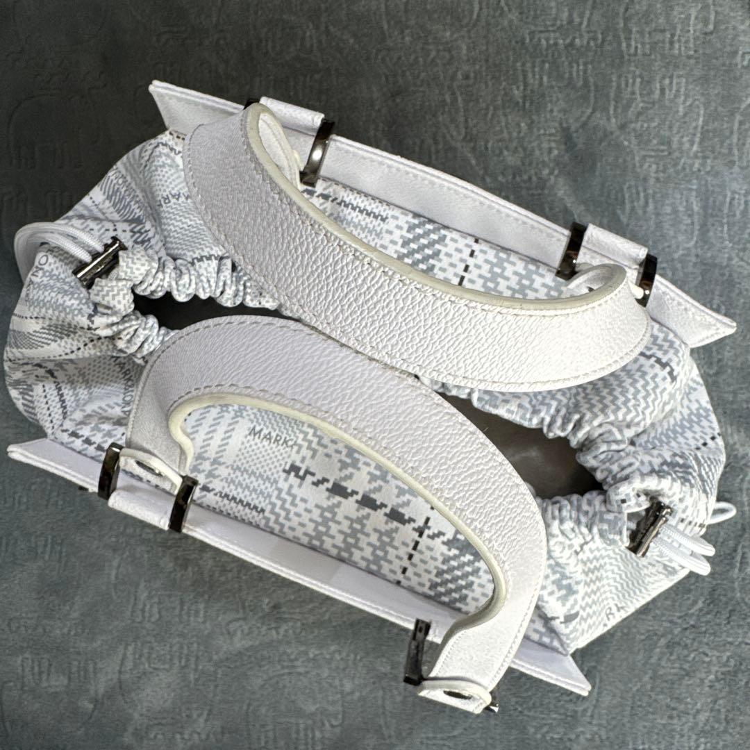 (美品)MARK&LONAマークアンドロナ 2024モデル カートバッグ 完売品