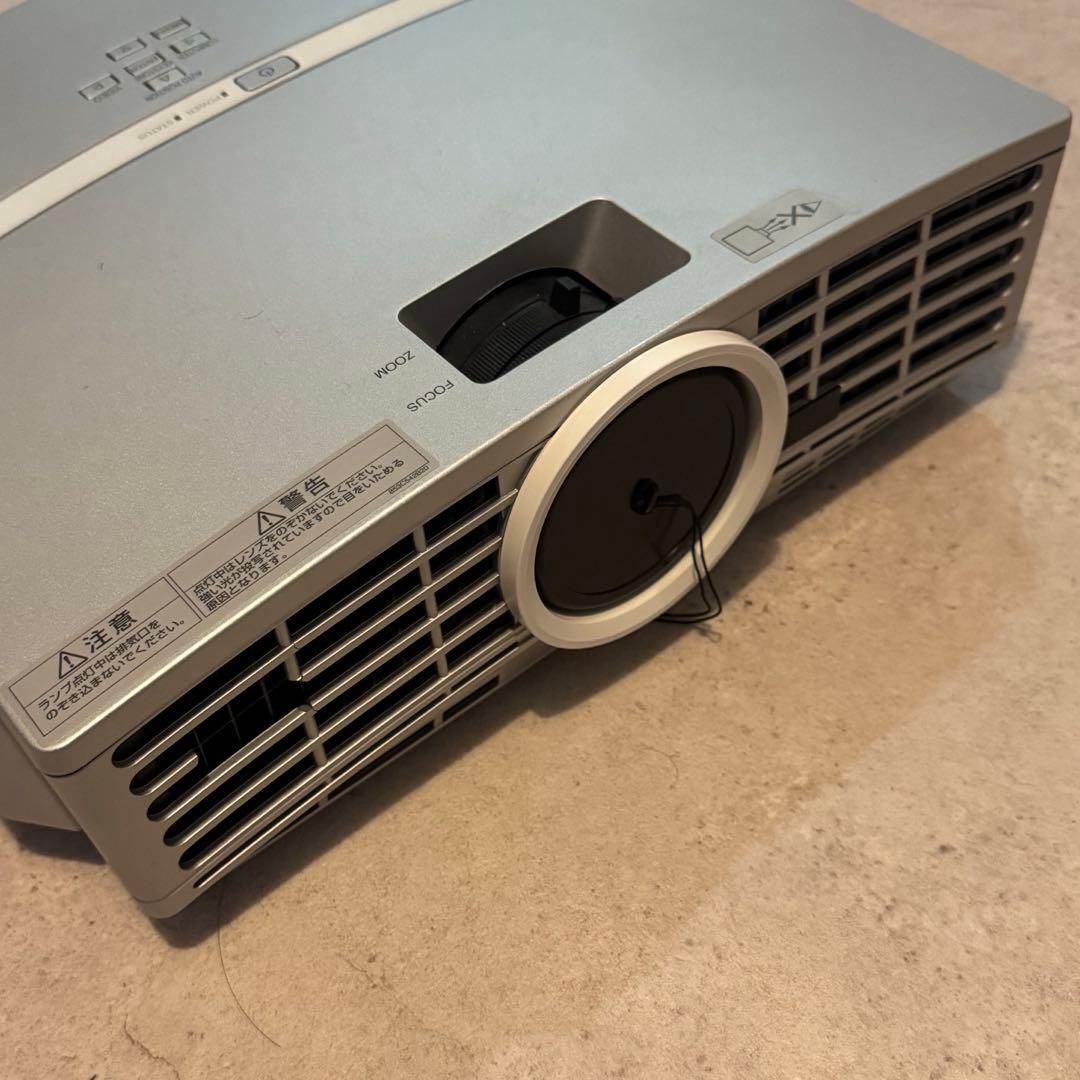 MITSUBISHI HC1100 DLPプロジェクター