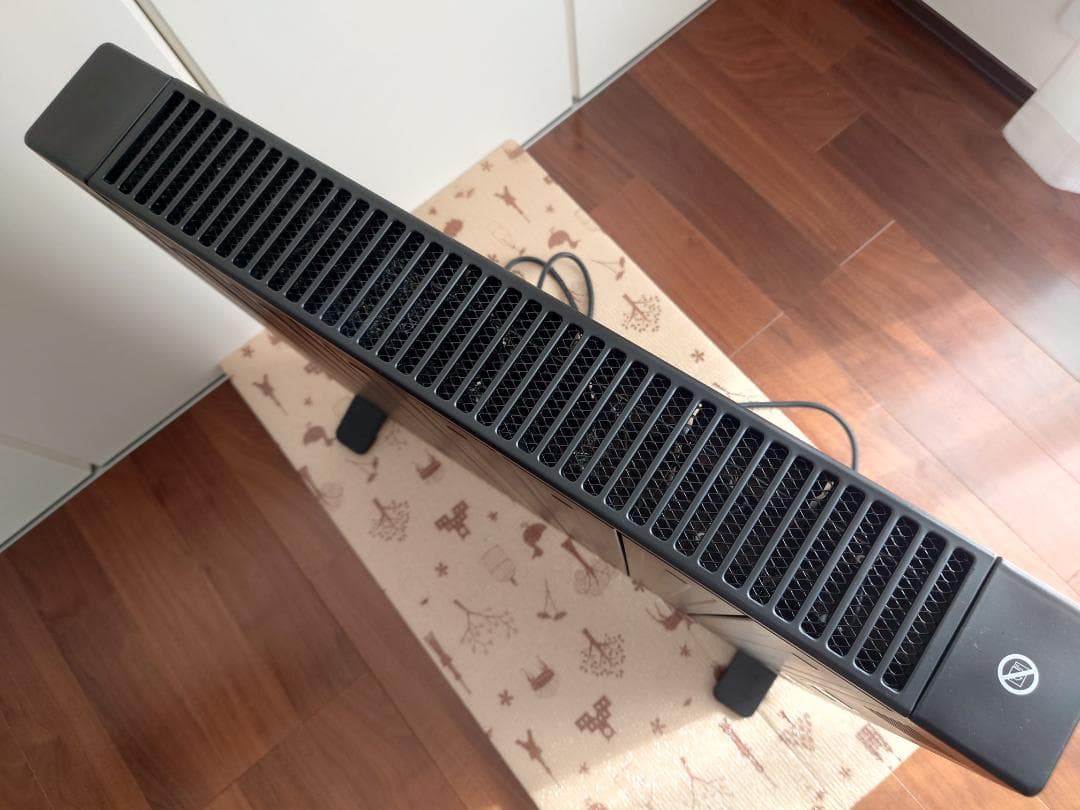 美品 2024年製 ベルソス オイルレスヒーター 8畳 1200W