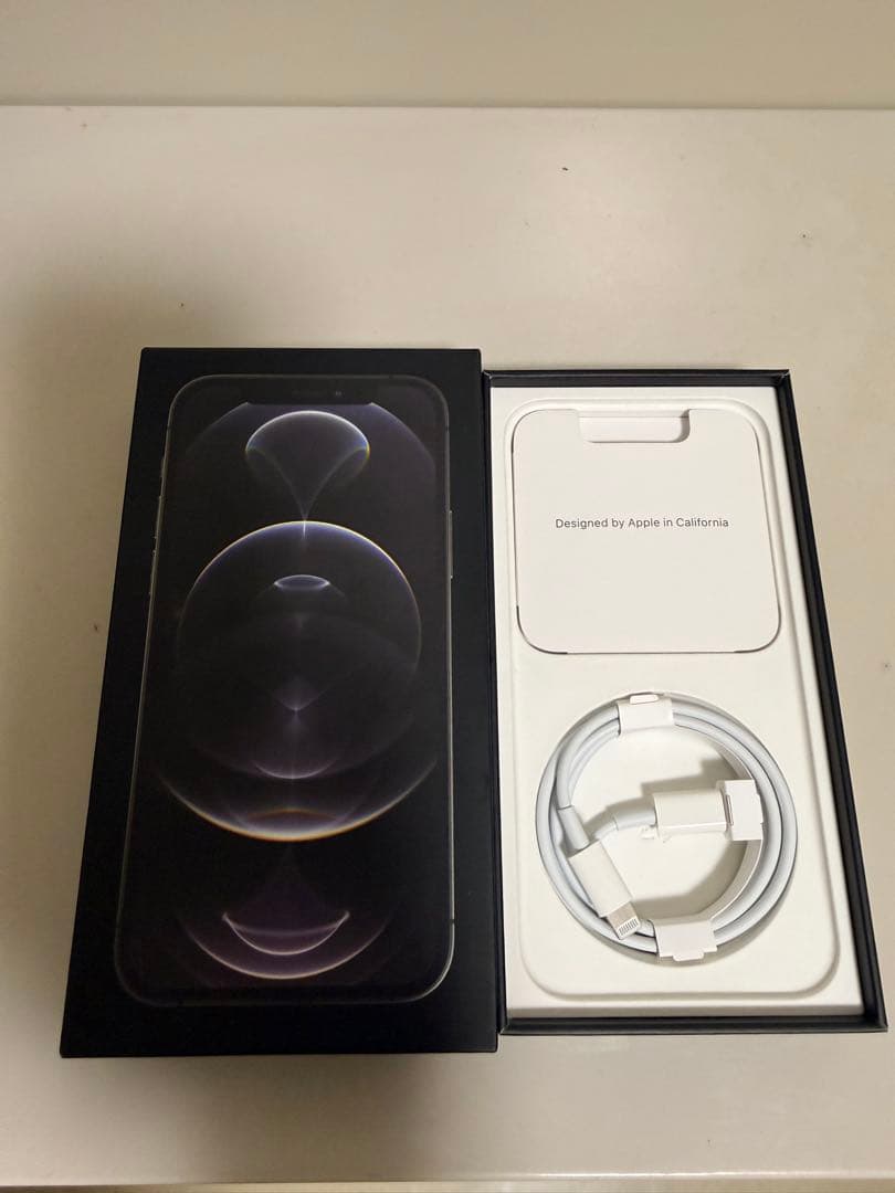 【美品】Apple iPhone 12 Pro グラファイト　本体　256GB