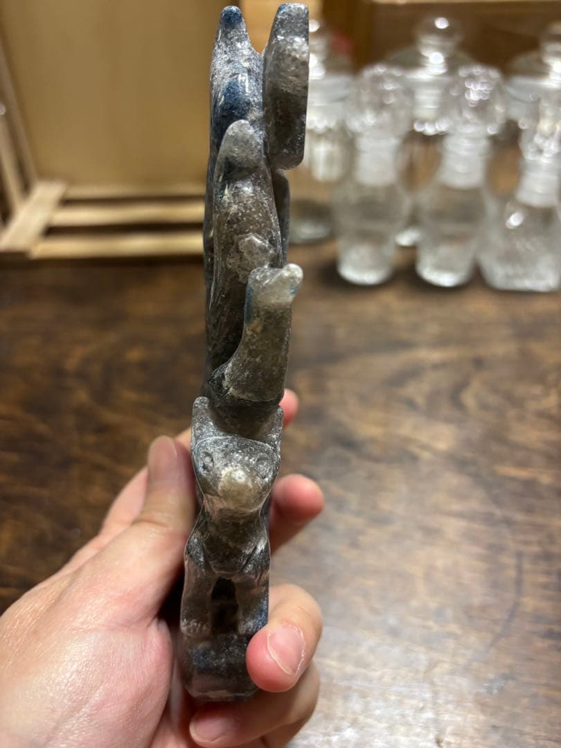 九尾　九尾の狐　k2 カービング　天然石