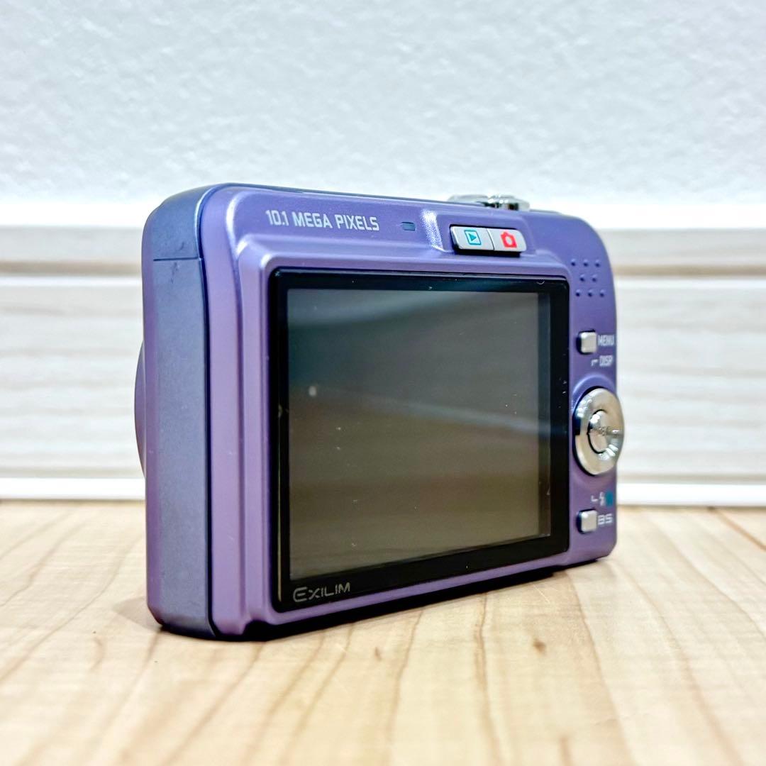 【希少カラー】　CASIO EXILIM EX-Z1050 デジカメ　　コンデジ
