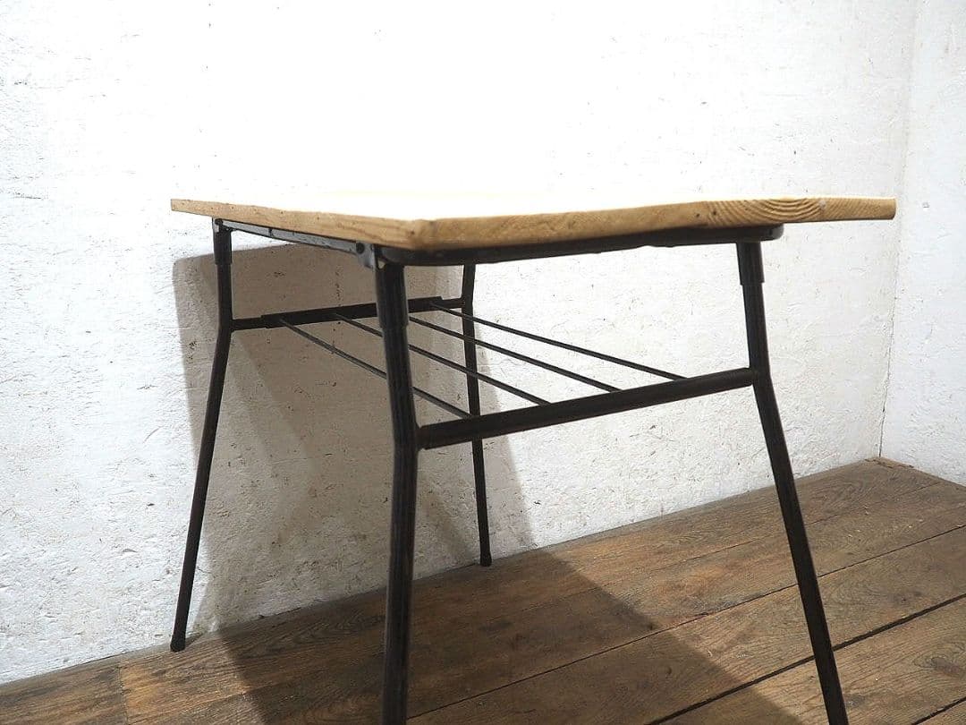 1400 ビンテージ　折りたたみ式　古い鉄脚テーブル　レトロ　展示台　工業系