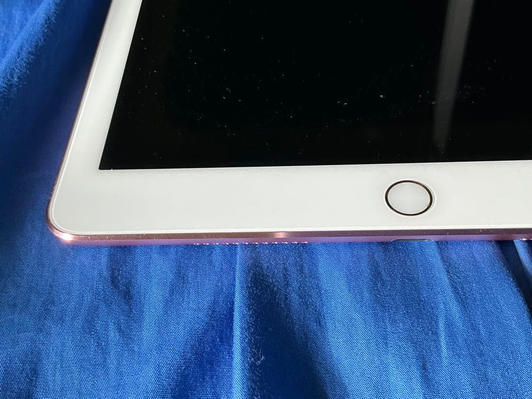 iPad Pro 9.7インチ　128G 本体