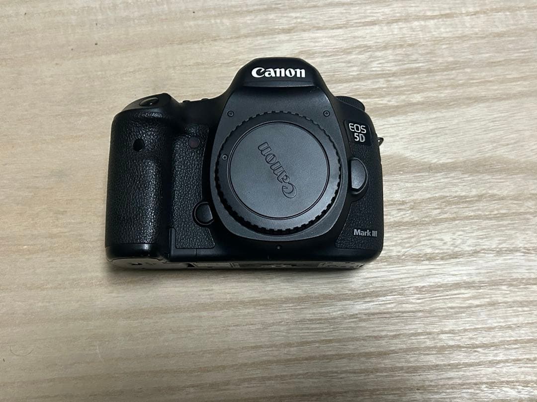 Canon EOS 5D Mark III 本体　付属品あり