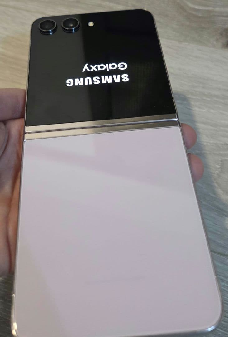 Samsung Galaxy Z Flip5 本体 ラベンダー美品　わけあり