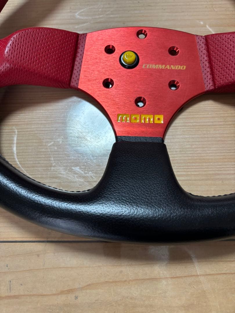 MOMO COMMANDO モモ コマンド 34Φ レッド×ブラック