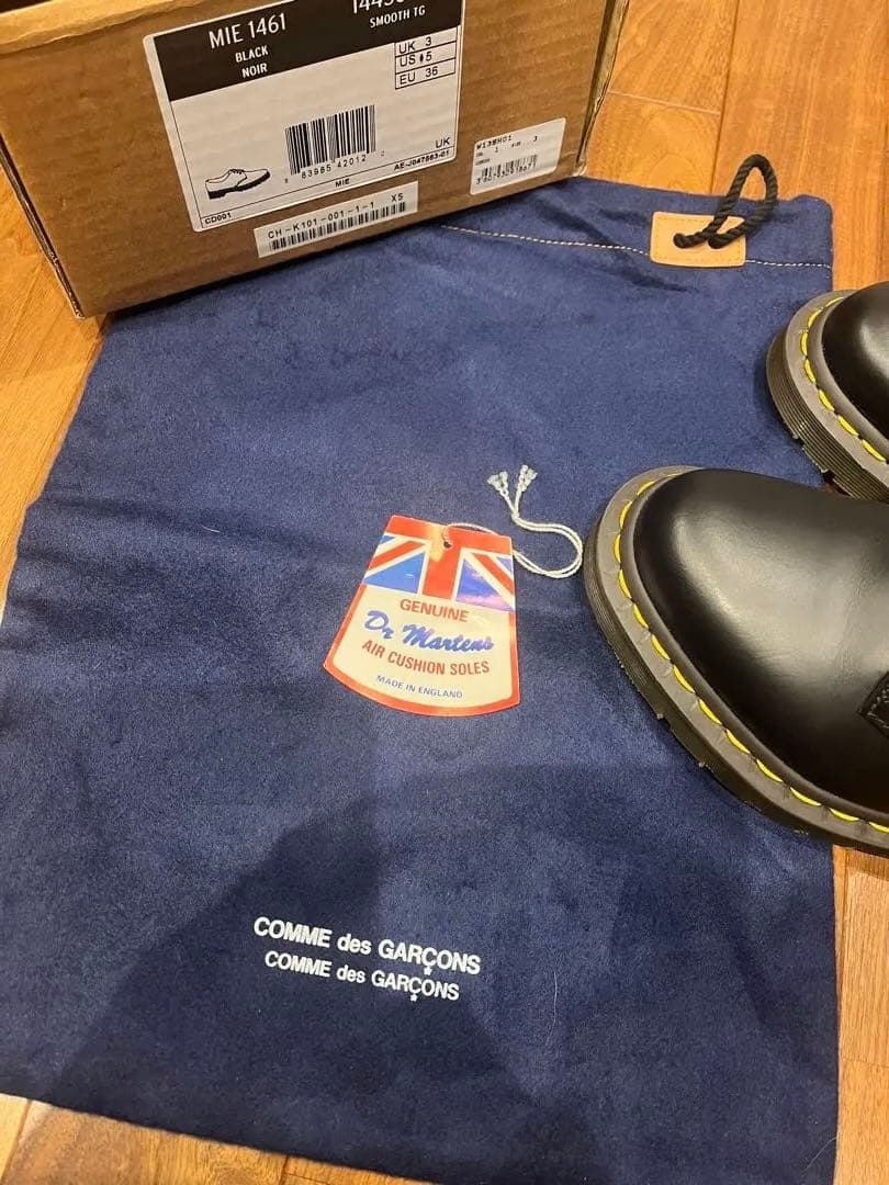 Dr. Martens Comme des Garçons ブラック