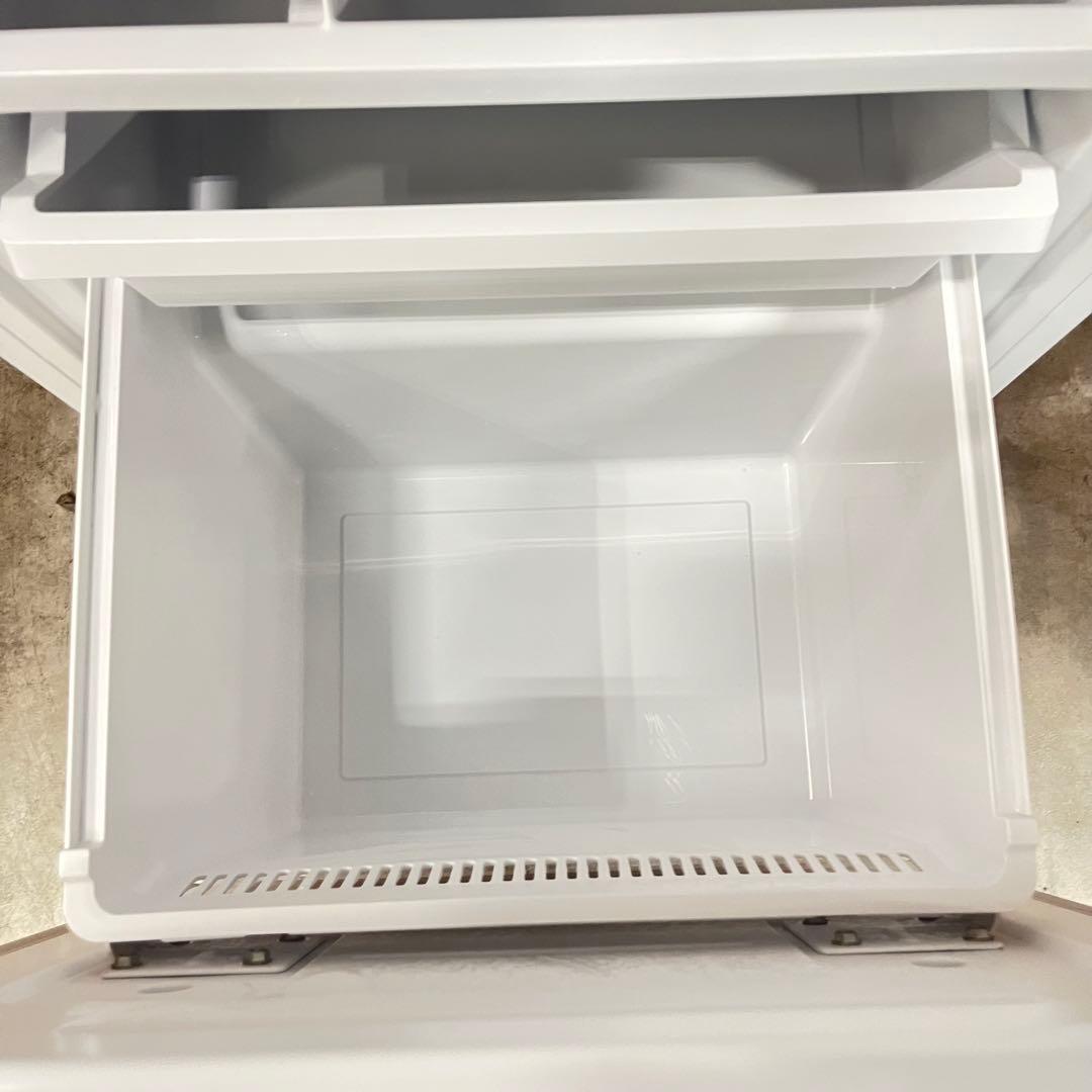 一都三県限定　配送設置無料　2ドア冷蔵庫　2023年　AQUA 200L